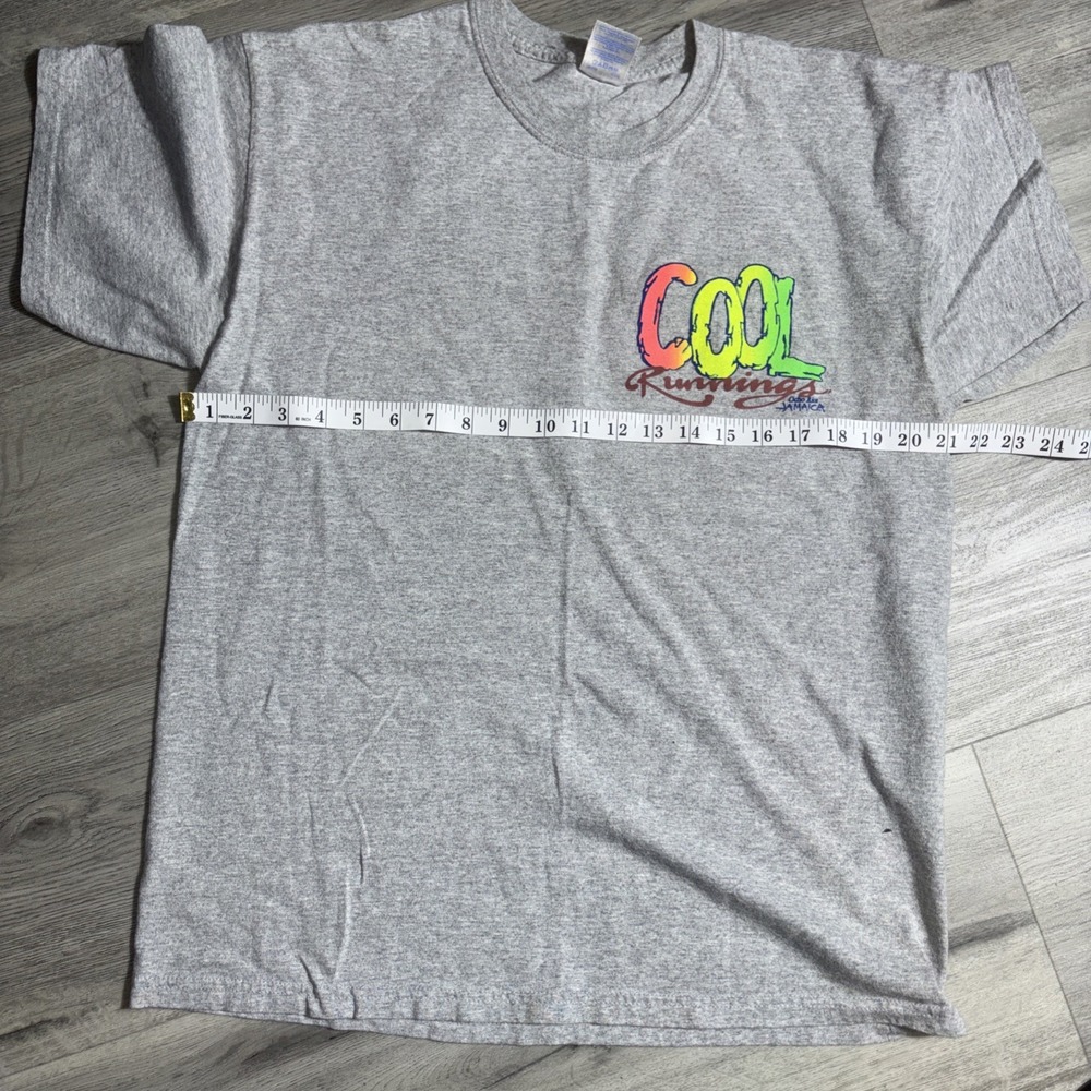 Cool Runnings Ocho Rios Jamaica T-Shirt Gildan Ultra Cotton Gray Y2K Graphic Tee - Picture 4 of 5